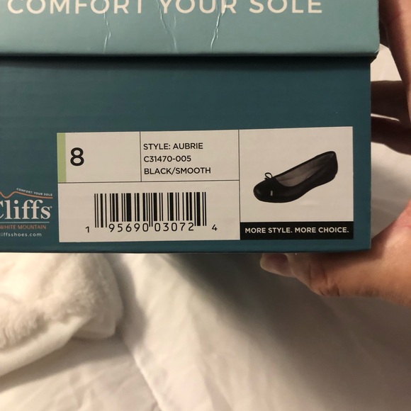 EUC Cliffs by White Mountain Slip On Aubrie Flats Runs A Bit Large For Me - Picture 6 of 7